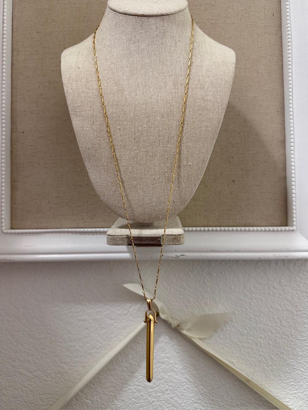 Stella & Dot Long Gold Rebel Pendant Necklace